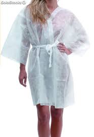 KIMONO TNT BLANCO 100 uds 40 gr / m2