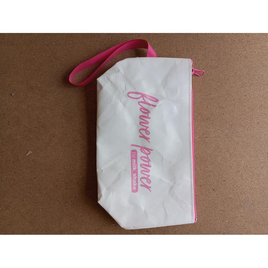 ms essential neceser blanco flower power hasta fin de existencias